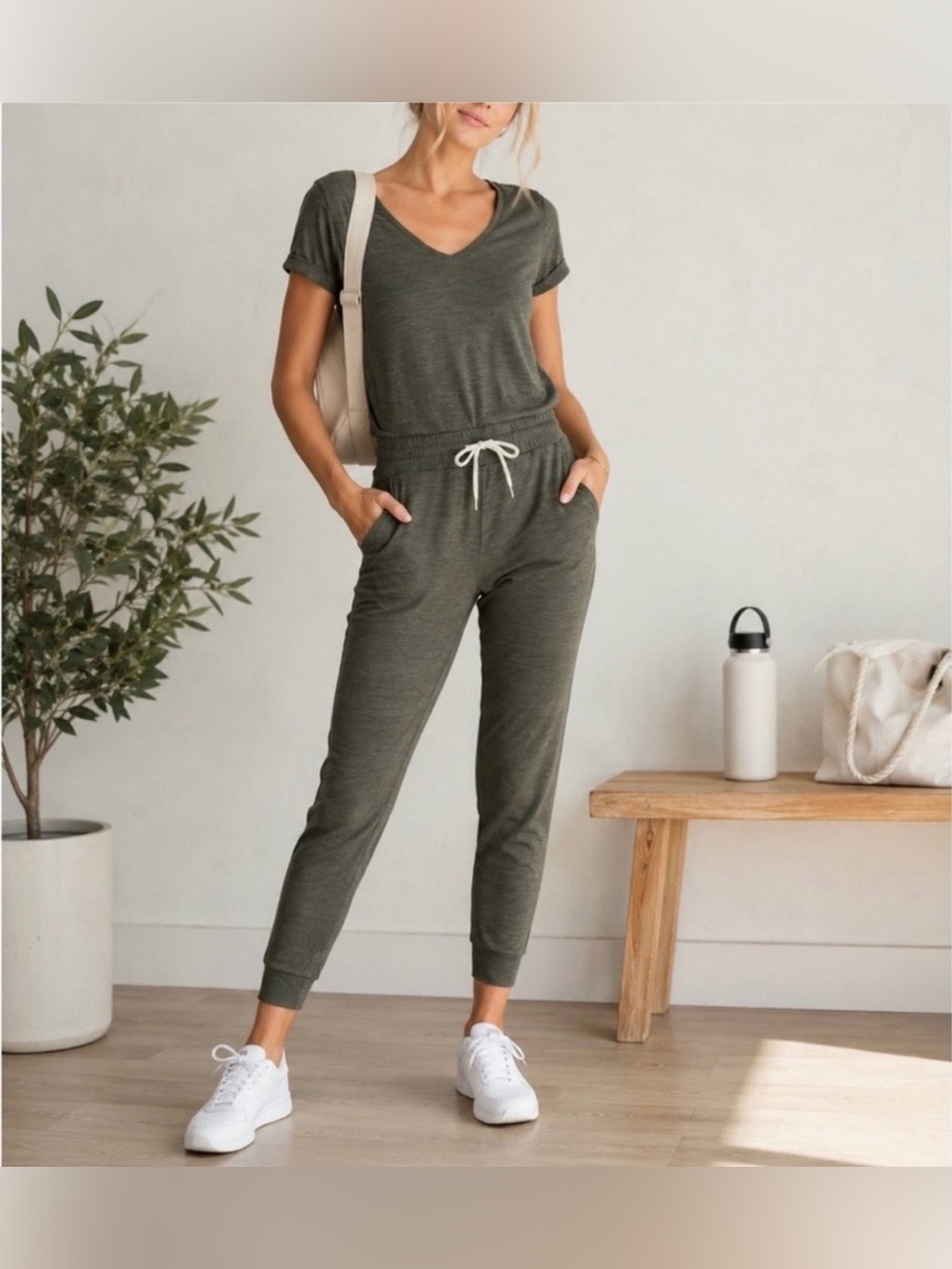 Vuori All Day Jumpsuit, size S